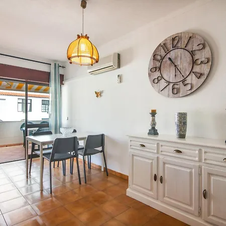 Casa Modesta * Quarteira